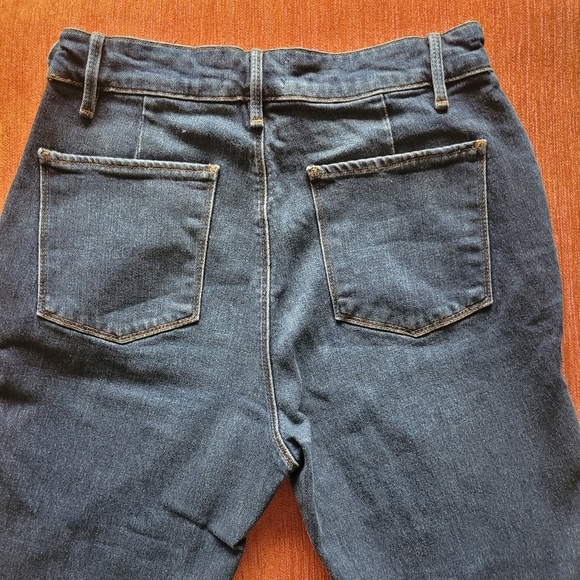 FRAME Kick Flare Jeans - Picture 11 of 13